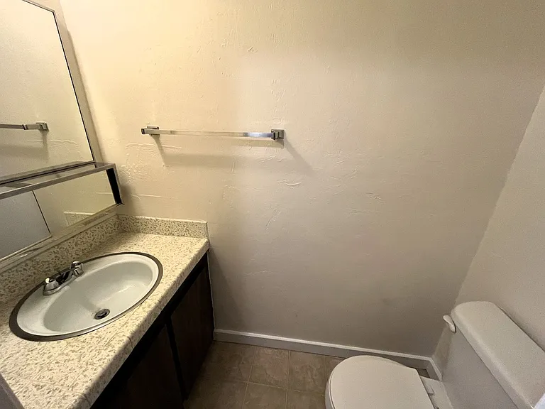841 Bayside Rd — Photo 7