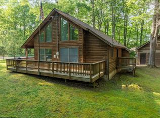 451 Laurel Cir, Terra Alta, WV 26764