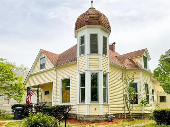 609 W 3rd St, Sedalia, MO 65301