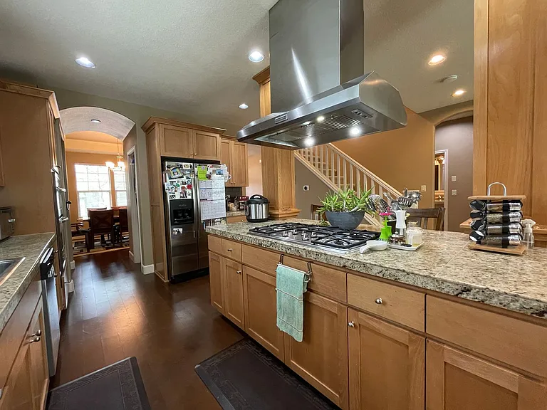 16670 NW Canton St — Photo 10