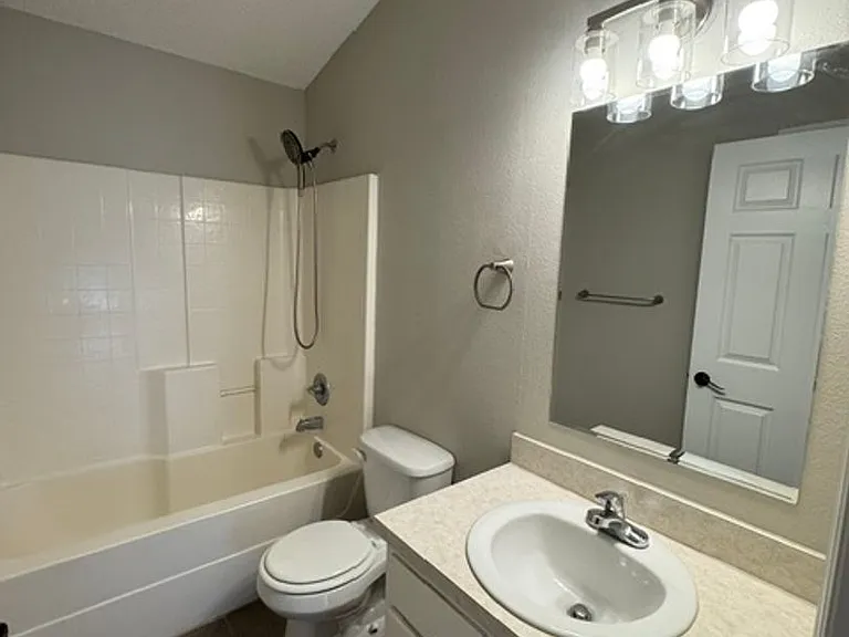 1483 Hemingway Blvd — Photo 22