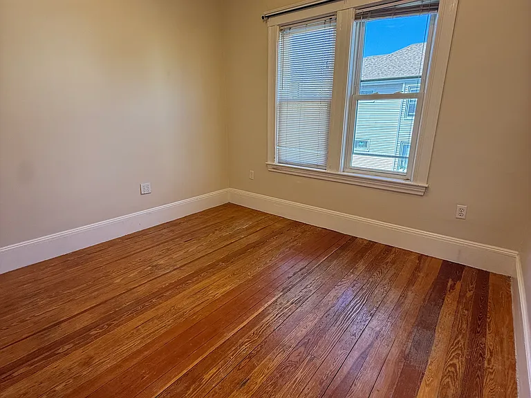 98 W Quincy St #2 — Photo 15