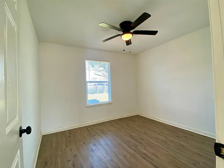 4963 Culmore Dr — Photo 17