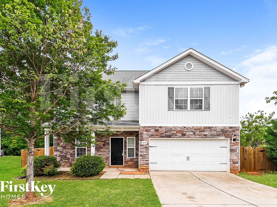 1st image of 104 Greenway View Ct