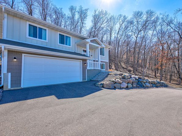 429 Roosevelt Dr, Dresser, WI 54009