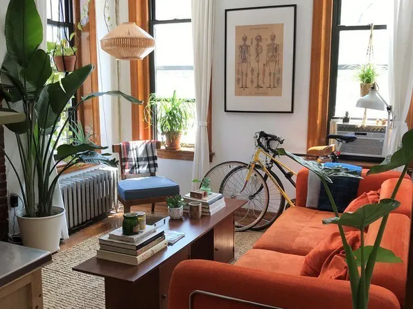 457 7th Avenue image 1 of 10