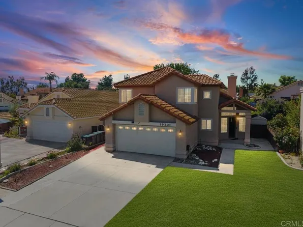39701 Kilkare Cir, Murrieta, CA 92562