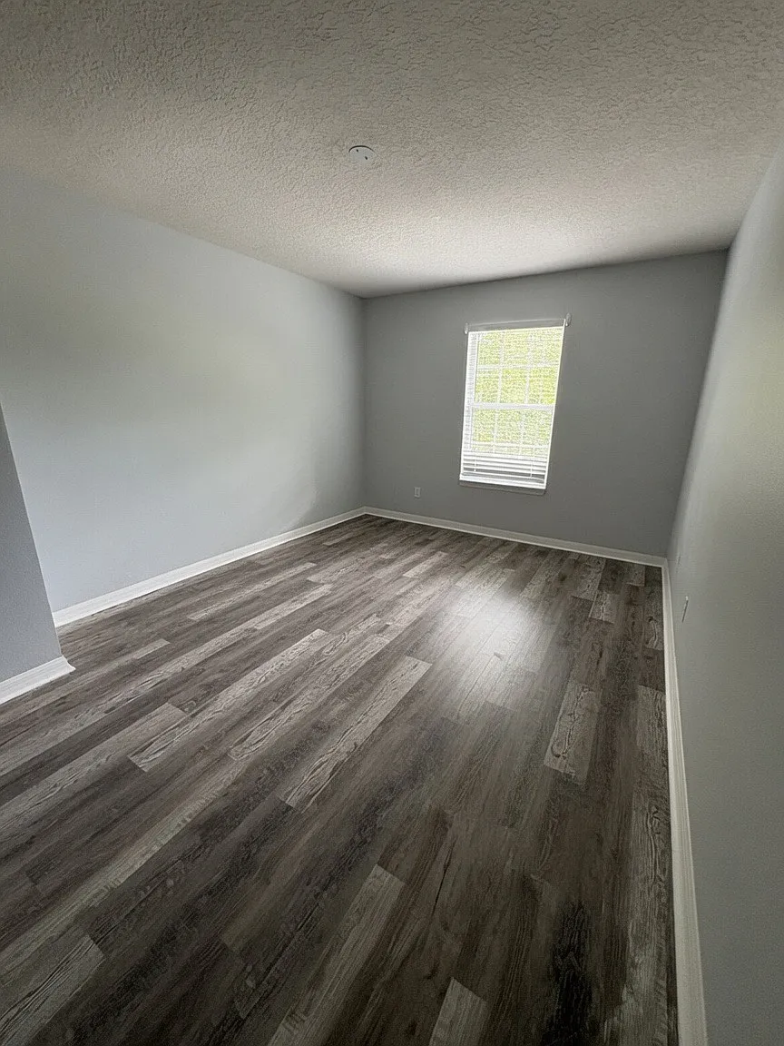 3 bed, 2.5 bath, 1480 sqft, $850 — Photo 4