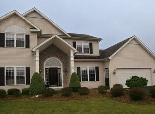 41 Blue Heron Dr, Rochester, NY 14624