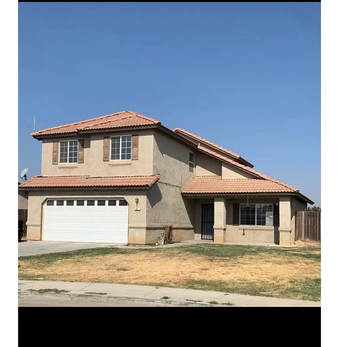 4 bed, 2.5 bath, 1950 sqft, $2,300 — Photo 1