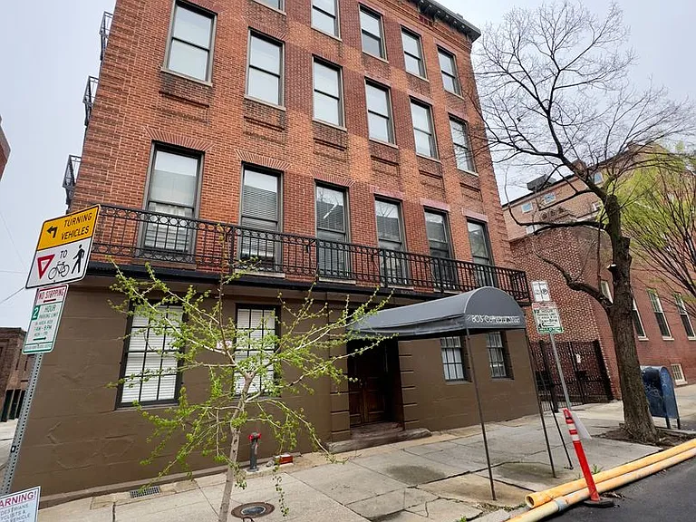 Apartment Units with In-Unit Laundry in Mt Vernon, Baltimore, MD! — Photo 17