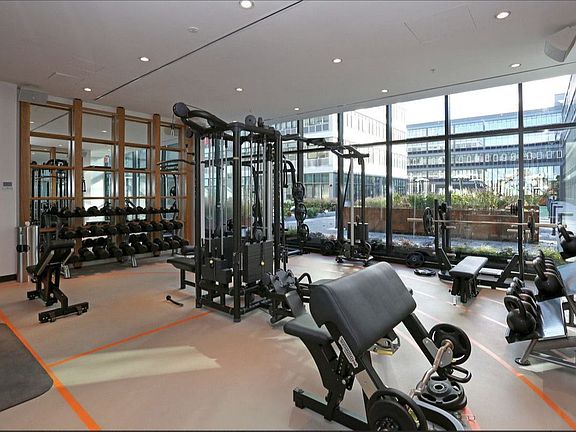 4th image of 8 Navy Pier Ct Unit 3011