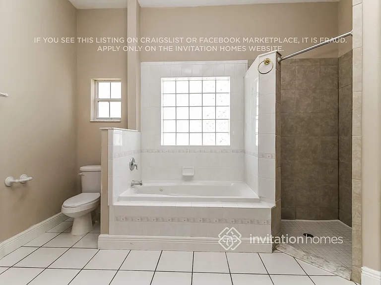 10428 Calle De Flores Dr — Photo 12