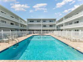 4800 Ocean Beach Blvd