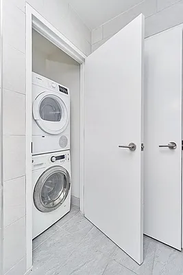 Rented by REAL New York | media 50