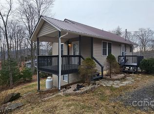49 Paradise Ln, Newland, NC 28657