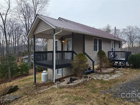 49 Paradise Ln, Newland, NC 28657