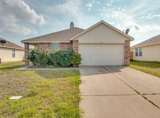 247 Meadowcrest Dr, Terrell, TX 75160