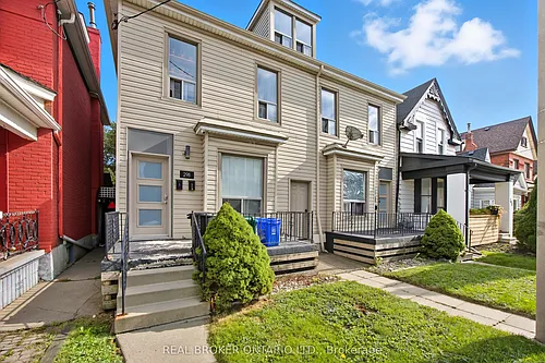 296 Emerald St N #1 Photo 1