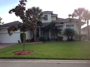 216 NW Pleasant Grove Way, Port Saint Lucie, FL 34986