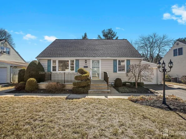 328 Clifford St, South Plainfield, NJ 07080