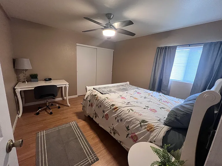 1661 Paint St #1 — Photo 4