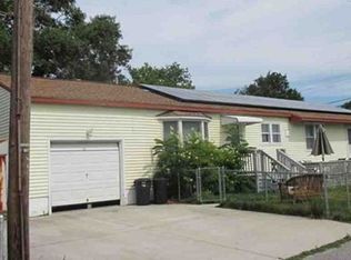 100 W Bates Ave, Villas, NJ 08251