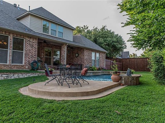 4th image of 5601 Reatta Pl