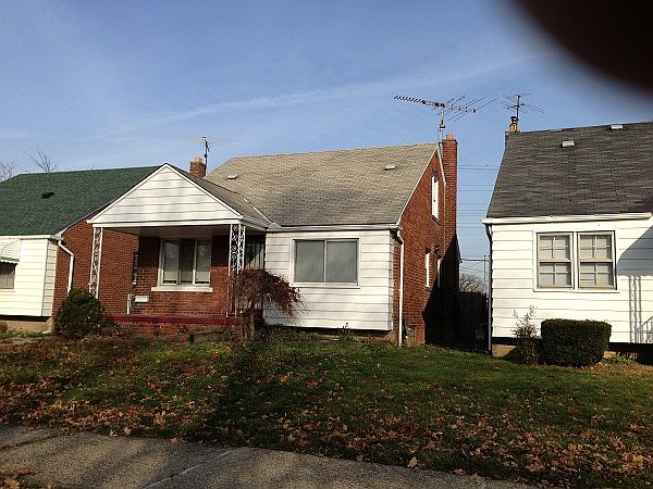 2nd image of 14181 Carlisle St