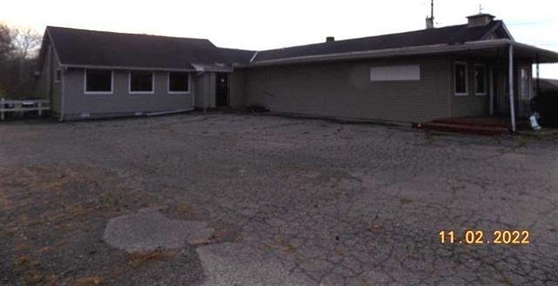 1st image of 4390 N Western Ave