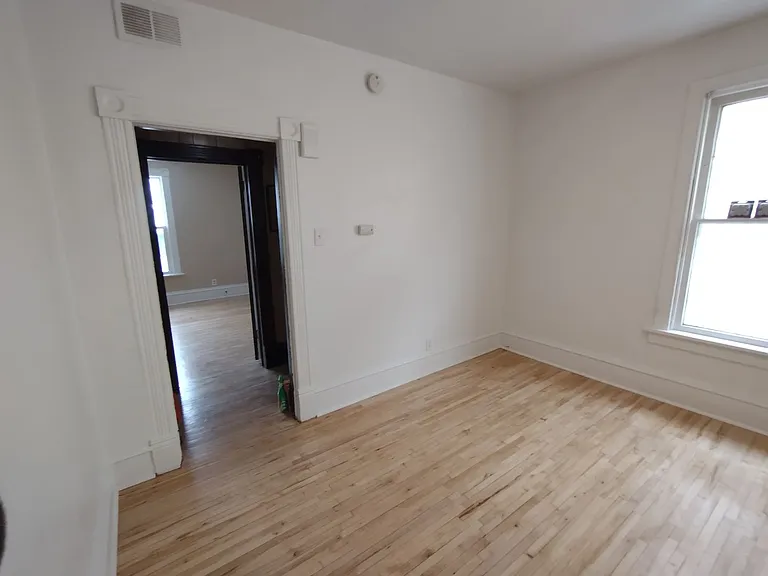 2013-2015 John Ave — Photo 9