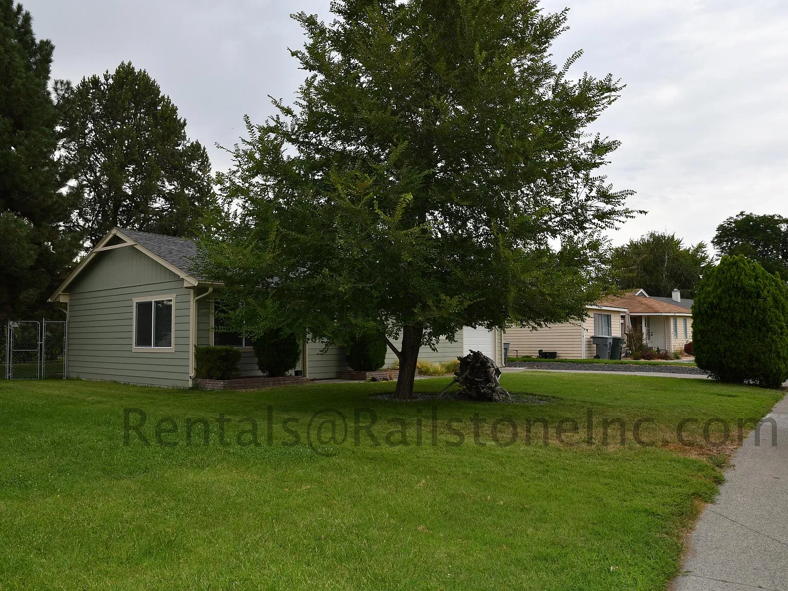 2 bed, 814 sqft, $1,650 — Photo 4