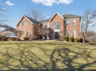67 Kim Ln, Long Valley, NJ 07853