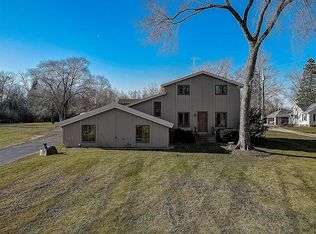 10239 N Cedarburg Rd, Mequon, WI 53092