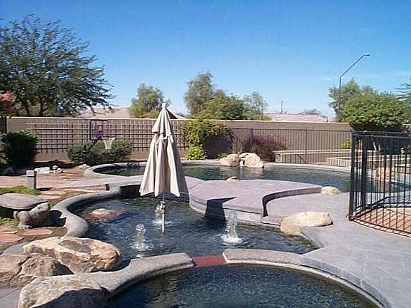 4th image of 2637 E CARLA VISTA Drive #!WOW!