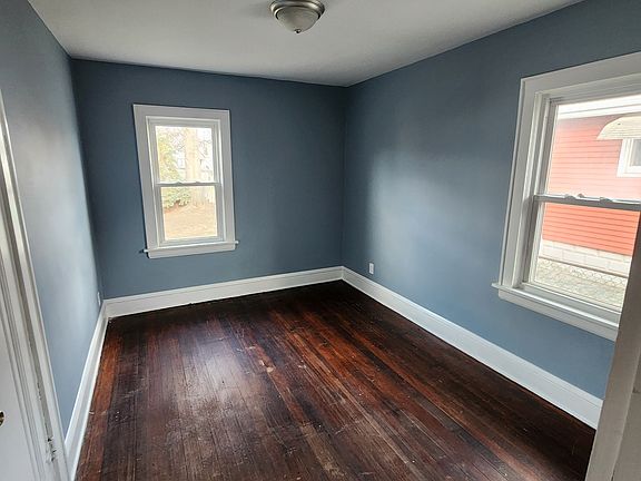 4th image of 1247 Tampa Ave