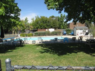 1028 E Crescentville Rd UNIT 1028, West Chester, OH 45246