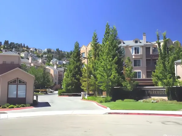 320 Caldecott Ln Unit 120, Oakland, CA 94618