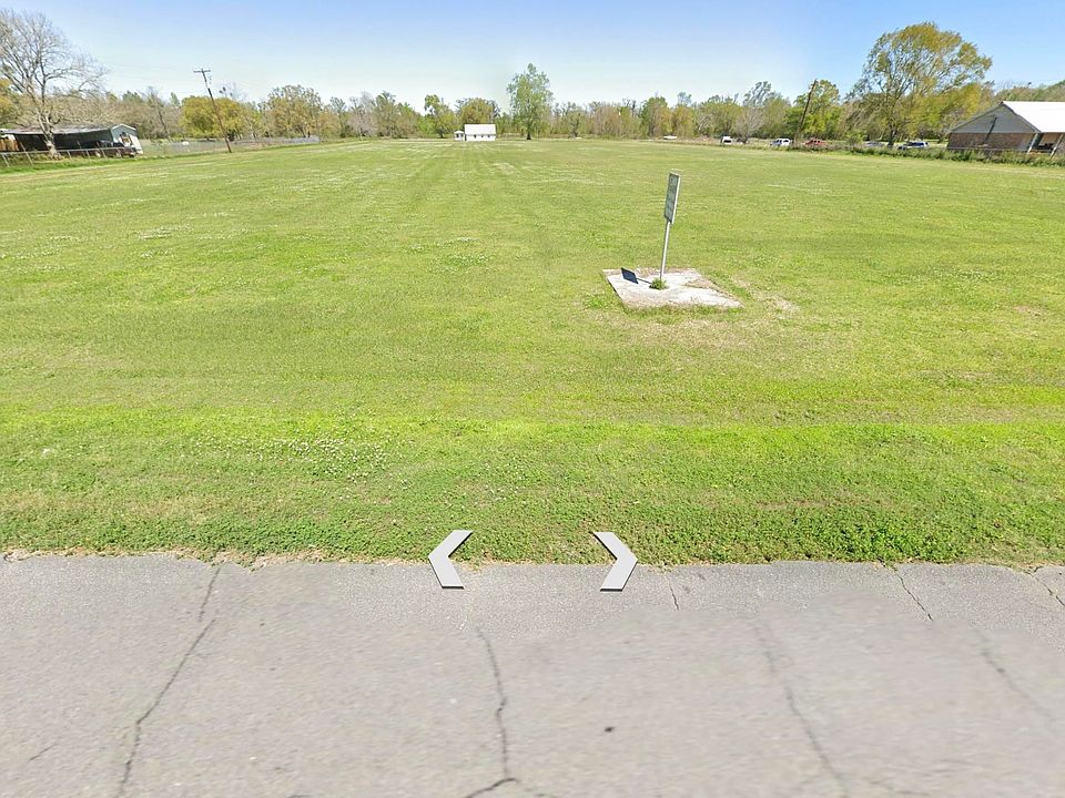 2nd image of 5008 N Bayou Black Dr