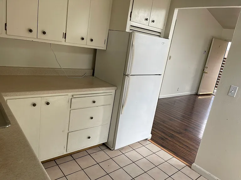 928 Adams St #4 — Photo 12