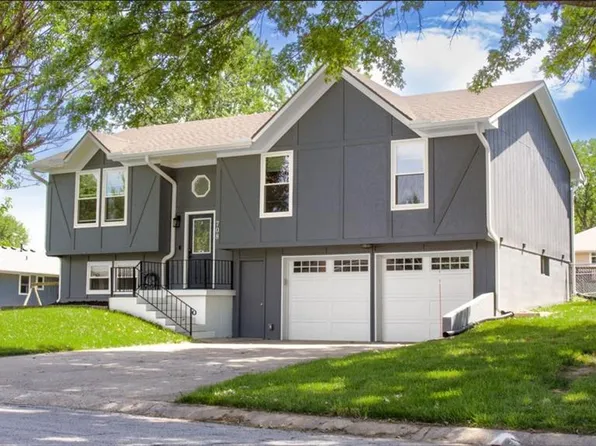 708 Cantebury Dr, Warrensburg, MO 64093