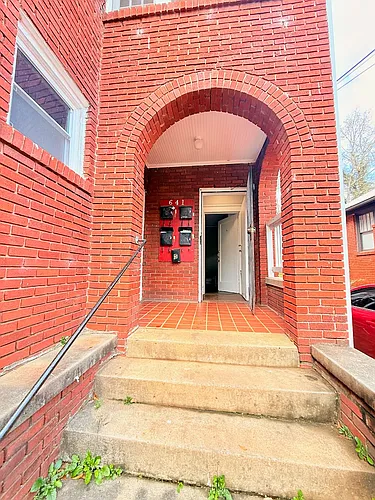 641 Holderness St SW #4 Photo 1