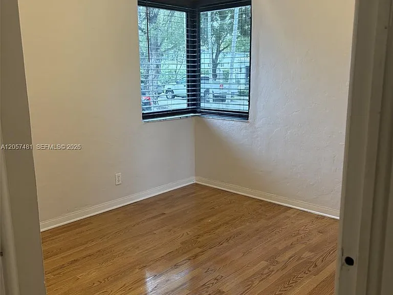 1263 SW 18th St — Photo 6