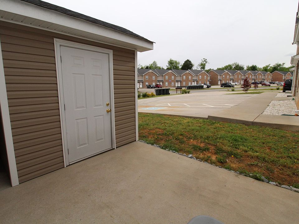 2264 McCormick Ln Clarksville, TN, 37040 - Apartments For Rent | Zillow