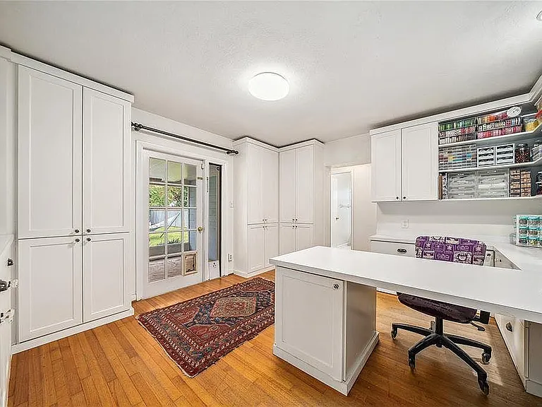 1416 N Forest Ave — Photo 17