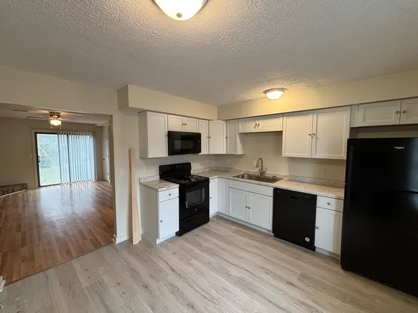 331 S Burns Ave #D, Winchester, KY 40391
