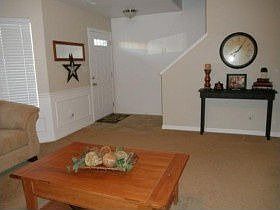5th image of 709 N Black Horse Dr