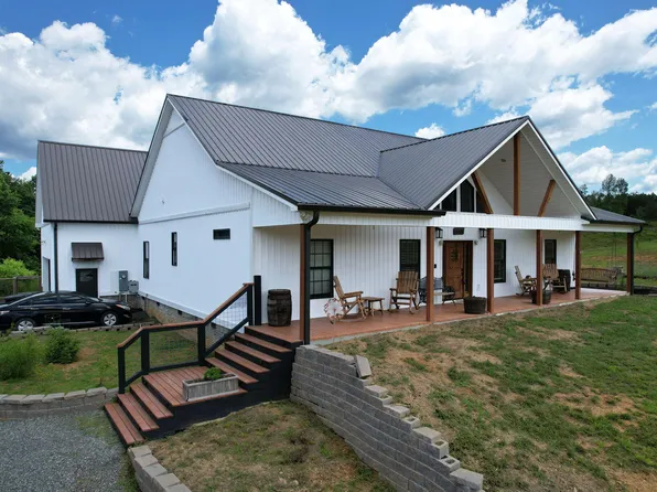 1033 SE Carter Rd, Old Fort, TN 37362