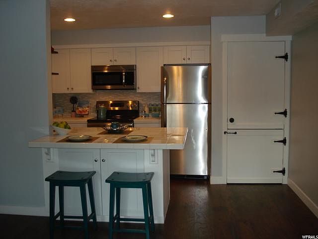 1st image of 1196 E Waterside Cv
