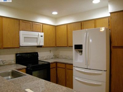 39034 Guardino Dr APT 202, Fremont, CA, 94538